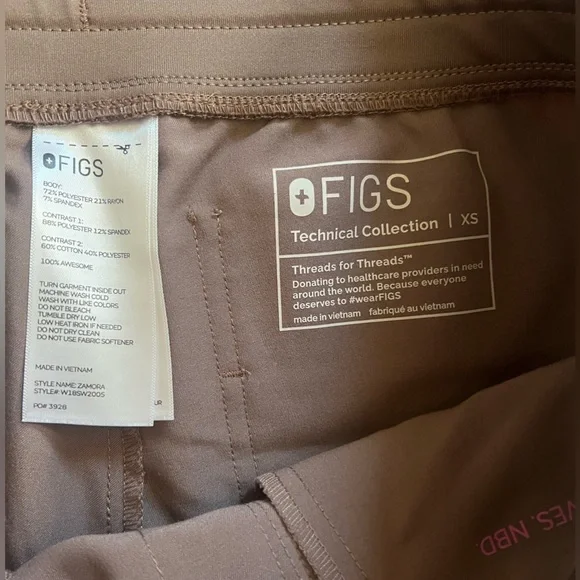 Figs Brown (Smokey Taupe) Scrub Set with Pink Drawstring - Picture 4 of 7